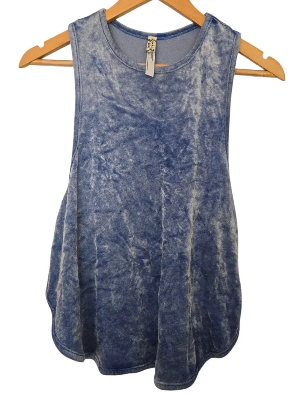 🌊💙 FREE PEOPLE BEACHY VELVET TANK TOP 💙🌊